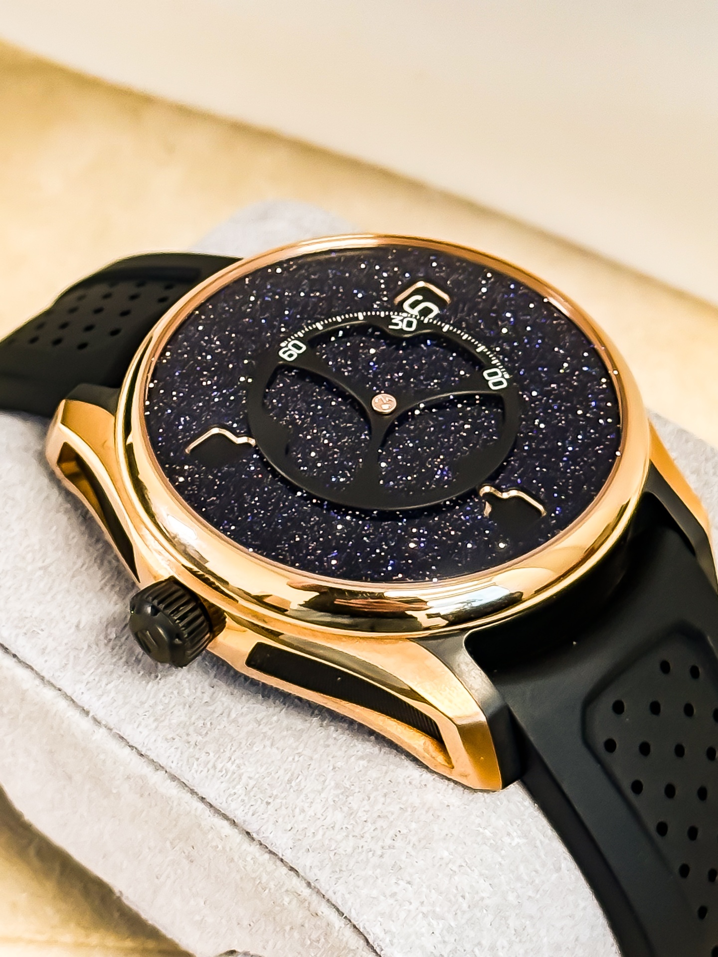 H. Moser & Cie. galaxy dial